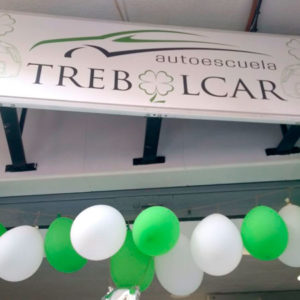 Autoescuela Trebolcar cumple su primer aniversario